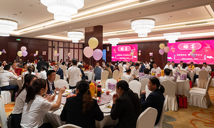 找司儀合作，躺著接單